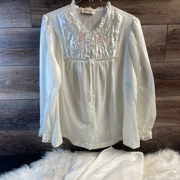 Vintage Repose Ladies Silk Like Pajama Set, Size 12-14, White and Pink, Floral - Picture 1 of 9